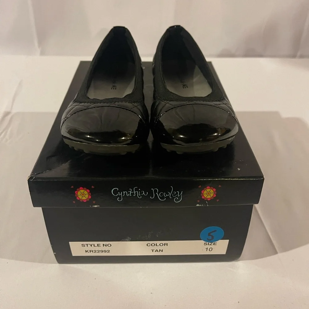 American Eagle Toddler Quilted Black Stretch Flat Size 10.5M